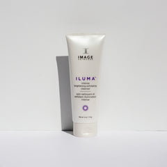 Iluma Intense Brightening Cleanser